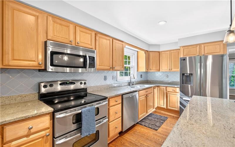 195 Gateshead Dr, Canonsburg, 15317, 4 Bedroom Bedrooms, 11 Room Rooms,2.1 BathroomBathrooms,Residential,For Sale,Gateshead Dr,1760530