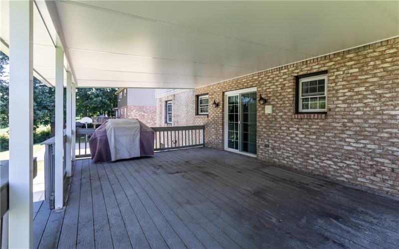 3425 Aloha Dr, Lower Burrell, 15068, 4 Bedroom Bedrooms, 8 Room Rooms,2.1 BathroomBathrooms,Residential,For Sale,Aloha Dr,1771535