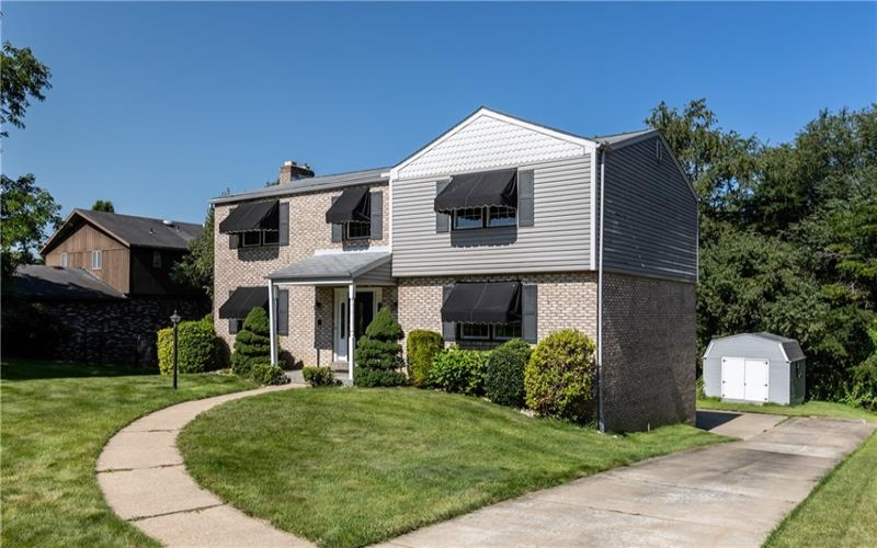 3425 Aloha Dr, Lower Burrell, 15068, 4 Bedroom Bedrooms, 8 Room Rooms,2.1 BathroomBathrooms,Residential,For Sale,Aloha Dr,1771535