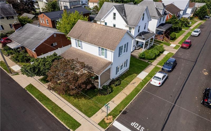 322 TREMONT AVENUE, Greensburg, 15601, 2 Bedroom Bedrooms, 4 Room Rooms,1.1 BathroomBathrooms,Residential,For Sale,TREMONT AVENUE,1772020