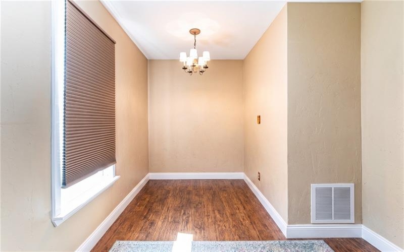 322 TREMONT AVENUE, Greensburg, 15601, 2 Bedroom Bedrooms, 4 Room Rooms,1.1 BathroomBathrooms,Residential,For Sale,TREMONT AVENUE,1772020