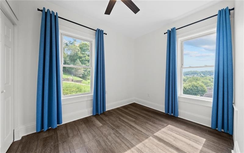333 Grant St, Houston, 15342, 3 Bedroom Bedrooms, 7 Room Rooms,1.2 BathroomBathrooms,Residential,For Sale,Grant St,1772156