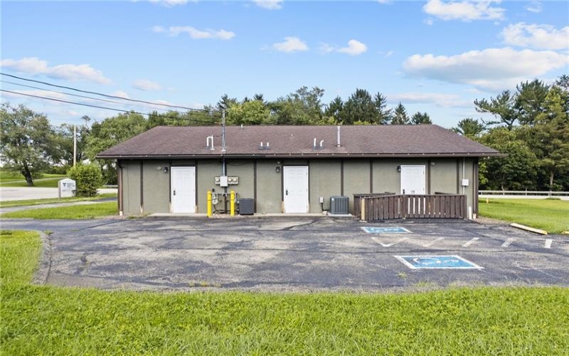 685 National Pike W., Brownsville, 15417, ,Commercial-industrial-business,For Sale,National Pike W.,1772159
