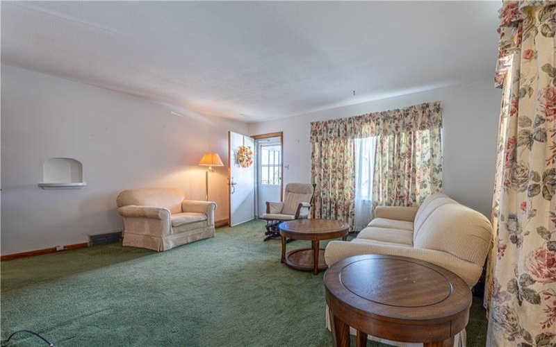 18 Connor St, Uniontown, 15401, 3 Bedroom Bedrooms, ,1 BathroomBathrooms,Residential,For Sale,Connor St,1772173