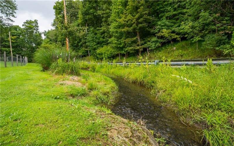 521 McClelland Road, Finleyville, 15332, ,Farm-acreage-lot,For Sale,shed structures,McClelland Road,1772064