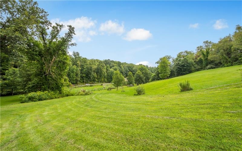 521 McClelland Road, Finleyville, 15332, ,Farm-acreage-lot,For Sale,shed structures,McClelland Road,1772064