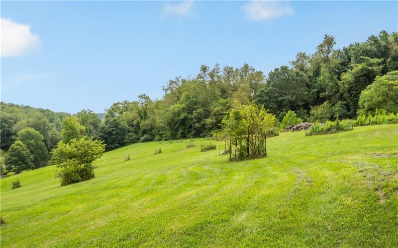 521 McClelland Road, Finleyville, 15332, ,Farm-acreage-lot,For Sale,shed structures,McClelland Road,1772064