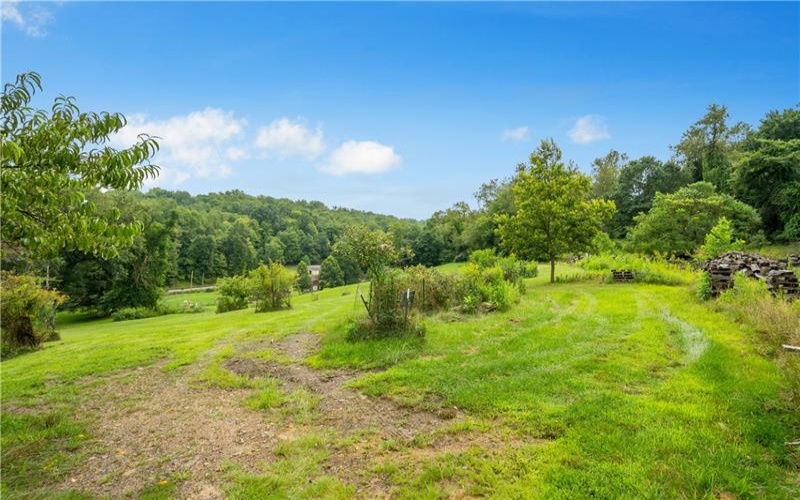 521 McClelland Road, Finleyville, 15332, ,Farm-acreage-lot,For Sale,shed structures,McClelland Road,1772064