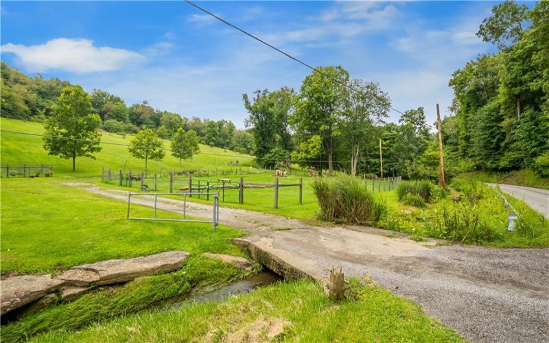 521 McClelland Road, Finleyville, 15332, ,Farm-acreage-lot,For Sale,shed structures,McClelland Road,1772064