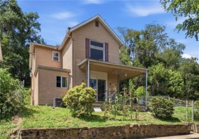 711 Main St, Brownsville, 15417, 3 Bedroom Bedrooms, ,2 BathroomBathrooms,Residential,For Sale,Main St,1771271