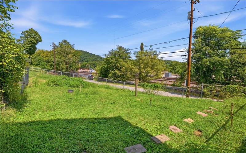 711 Main St, Brownsville, 15417, 3 Bedroom Bedrooms, ,2 BathroomBathrooms,Residential,For Sale,Main St,1771271