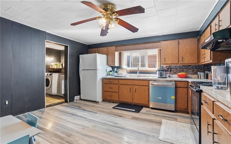 711 Main St, Brownsville, 15417, 3 Bedroom Bedrooms, ,2 BathroomBathrooms,Residential,For Sale,Main St,1771271