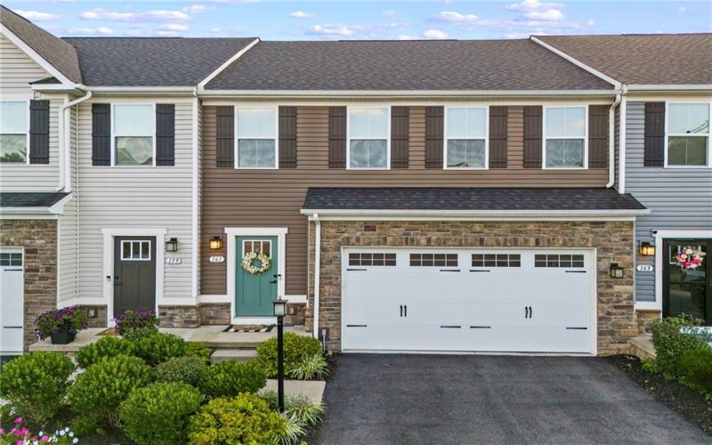 161 Black Oak Ln, Mc Donald, 15057, 3 Bedroom Bedrooms, 7 Room Rooms,2.1 BathroomBathrooms,Residential,For Sale,Black Oak Ln,1771592