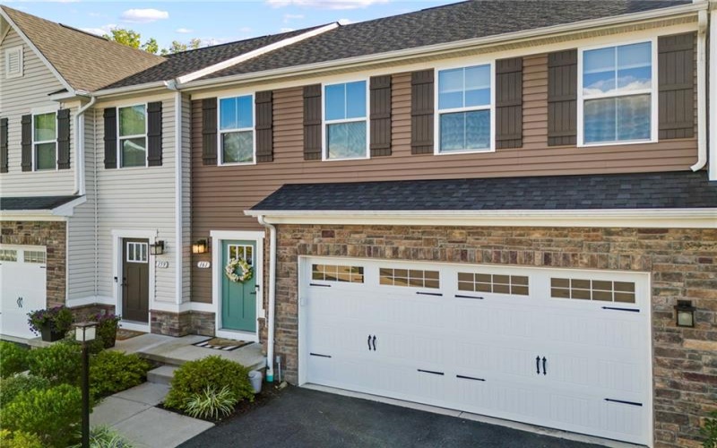 161 Black Oak Ln, Mc Donald, 15057, 3 Bedroom Bedrooms, 7 Room Rooms,2.1 BathroomBathrooms,Residential,For Sale,Black Oak Ln,1771592