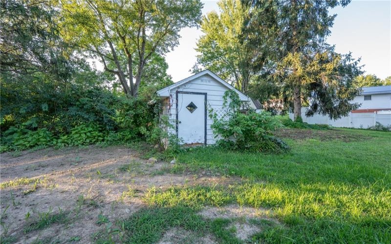 1101 Fir Dr, Latrobe, 15650, 3 Bedroom Bedrooms, ,2 BathroomBathrooms,Residential,For Sale,Fir Dr,1772022
