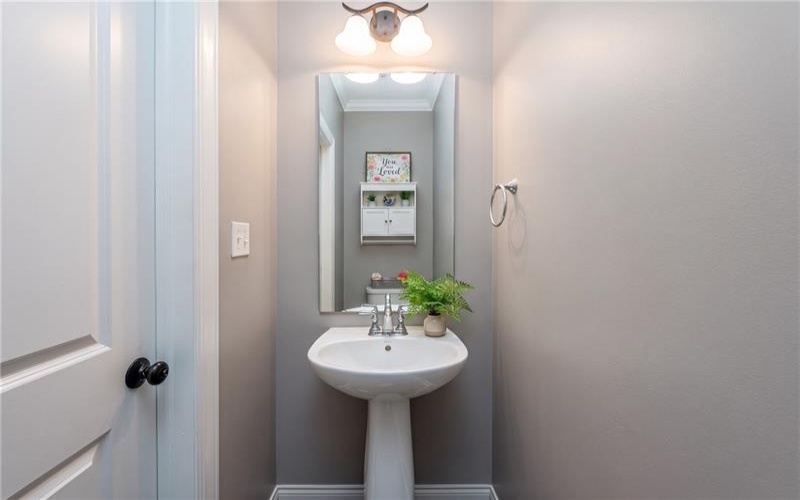 131 Sharon, Pleasant Unity, 15676, 4 Bedroom Bedrooms, 10 Room Rooms,3.1 BathroomBathrooms,Residential,For Sale,Sharon,1772063
