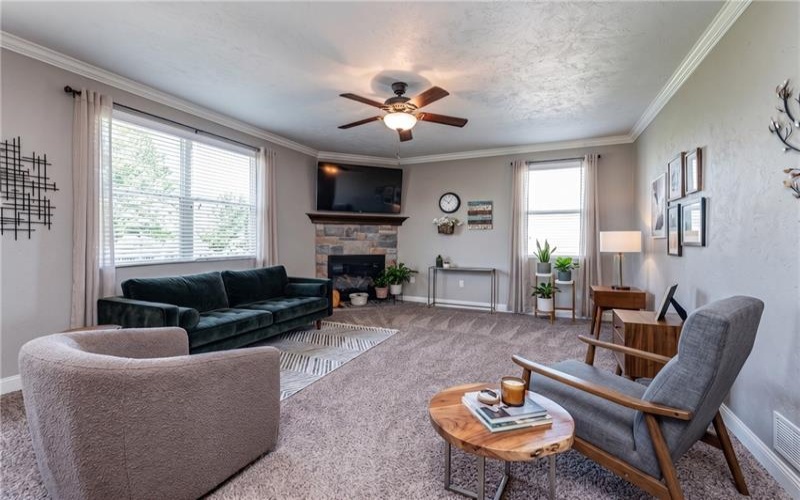 131 Sharon, Pleasant Unity, 15676, 4 Bedroom Bedrooms, 10 Room Rooms,3.1 BathroomBathrooms,Residential,For Sale,Sharon,1772063