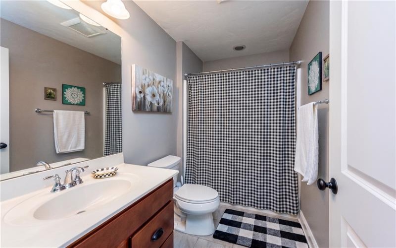 131 Sharon, Pleasant Unity, 15676, 4 Bedroom Bedrooms, 10 Room Rooms,3.1 BathroomBathrooms,Residential,For Sale,Sharon,1772063