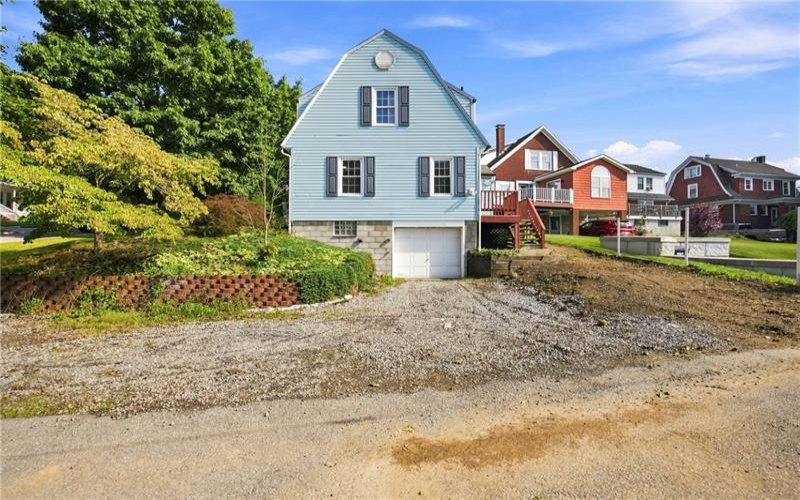 308 Thoburn Street, Johnstown, 15905, 2 Bedroom Bedrooms, ,2.1 BathroomBathrooms,Residential,For Sale,Thoburn Street,1772224