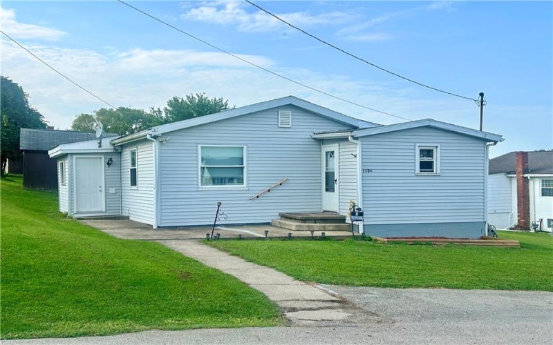 1306 2nd St, Hiller, 15444, 2 Bedroom Bedrooms, ,1 BathroomBathrooms,Residential,For Sale,2nd St,1772232