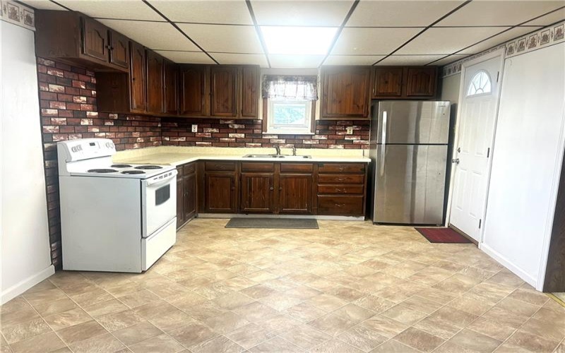 1306 2nd St, Hiller, 15444, 2 Bedroom Bedrooms, ,1 BathroomBathrooms,Residential,For Sale,2nd St,1772232