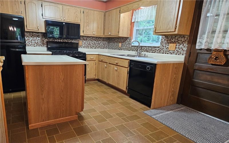 1501 Meade Ave, New Kensington, 15068, 3 Bedroom Bedrooms, 8 Room Rooms,1.1 BathroomBathrooms,Residential,For Sale,Meade Ave,1772291