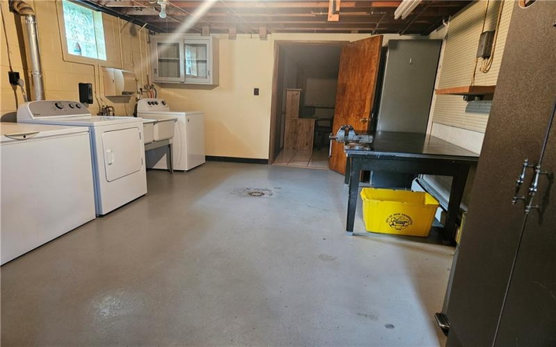 1501 Meade Ave, New Kensington, 15068, 3 Bedroom Bedrooms, 8 Room Rooms,1.1 BathroomBathrooms,Residential,For Sale,Meade Ave,1772291