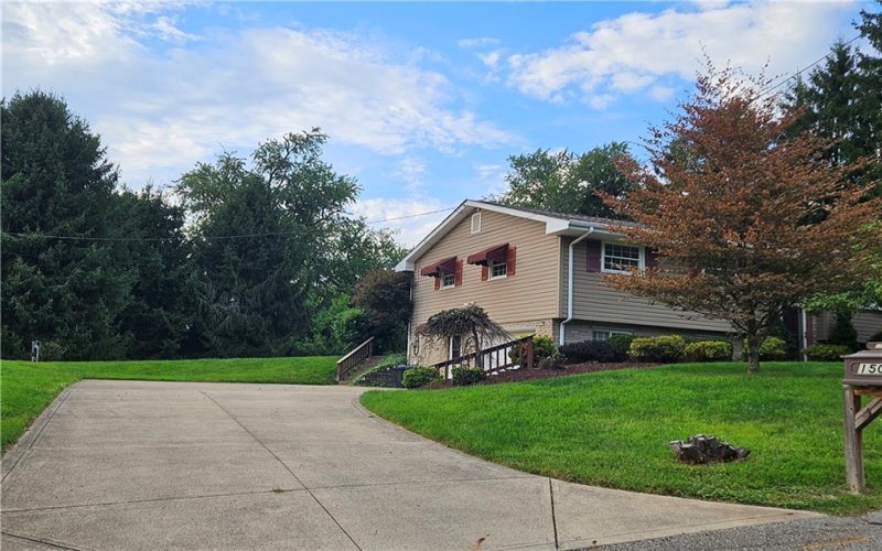 1501 Meade Ave, New Kensington, 15068, 3 Bedroom Bedrooms, 8 Room Rooms,1.1 BathroomBathrooms,Residential,For Sale,Meade Ave,1772291