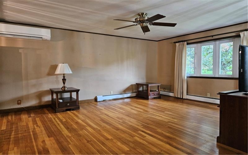 1501 Meade Ave, New Kensington, 15068, 3 Bedroom Bedrooms, 8 Room Rooms,1.1 BathroomBathrooms,Residential,For Sale,Meade Ave,1772291