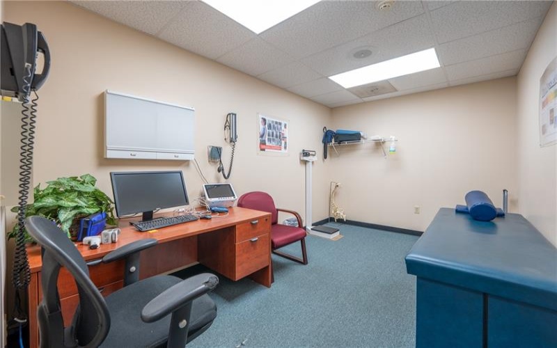 621 4TH STREET, 15644, 15644, ,Commercial-industrial-business,For Sale,4TH STREET,1772350