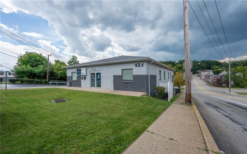 621 4TH STREET, 15644, 15644, ,Commercial-industrial-business,For Sale,4TH STREET,1772350
