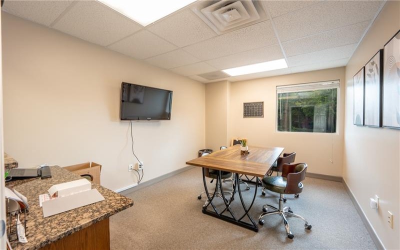 621 4TH STREET, 15644, 15644, ,Commercial-industrial-business,For Sale,4TH STREET,1772350