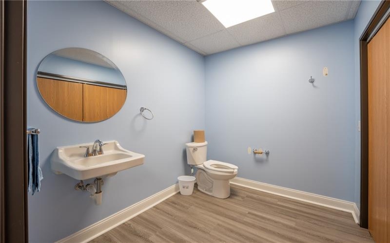 621 4TH STREET, 15644, 15644, ,Commercial-industrial-business,For Sale,4TH STREET,1772350