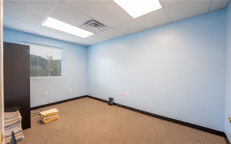 621 4TH STREET, 15644, 15644, ,Commercial-industrial-business,For Sale,4TH STREET,1772350