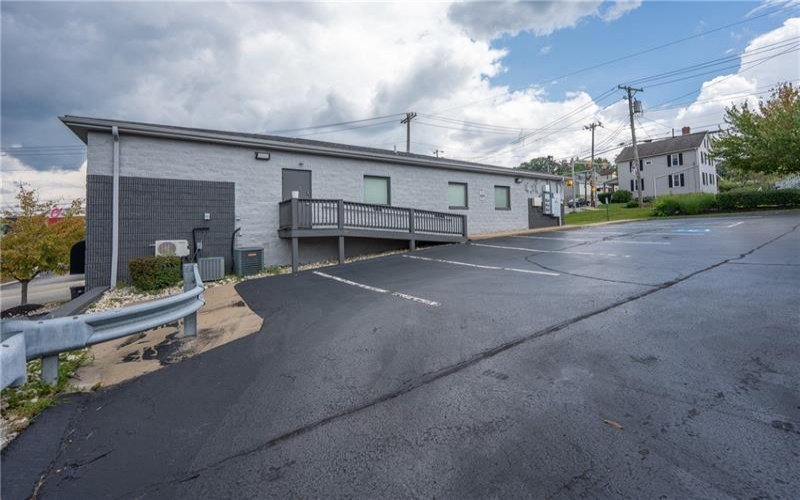 621 4TH STREET, 15644, 15644, ,Commercial-industrial-business,For Sale,4TH STREET,1772350