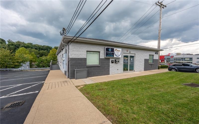 621 4TH STREET, 15644, 15644, ,Commercial-industrial-business,For Sale,4TH STREET,1772350