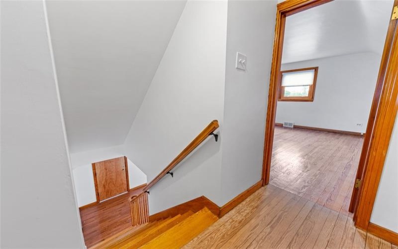 1425 Jones Street, Monessen, 15062, 3 Bedroom Bedrooms, 10 Room Rooms,1.2 BathroomBathrooms,Residential,For Sale,Jones Street,1772391