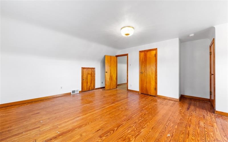1425 Jones Street, Monessen, 15062, 3 Bedroom Bedrooms, 10 Room Rooms,1.2 BathroomBathrooms,Residential,For Sale,Jones Street,1772391