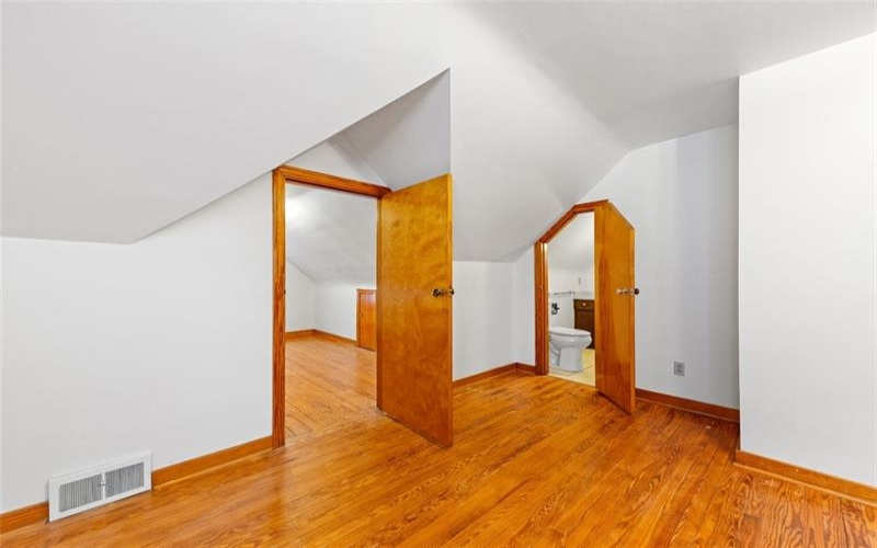 1425 Jones Street, Monessen, 15062, 3 Bedroom Bedrooms, 10 Room Rooms,1.2 BathroomBathrooms,Residential,For Sale,Jones Street,1772391