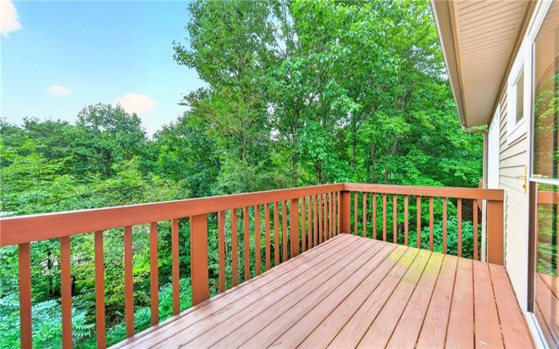 313 Vista Drive, 15601, 15601, 2 Bedroom Bedrooms, 8 Room Rooms,2.1 BathroomBathrooms,Residential,For Sale,Vista Drive,1769460
