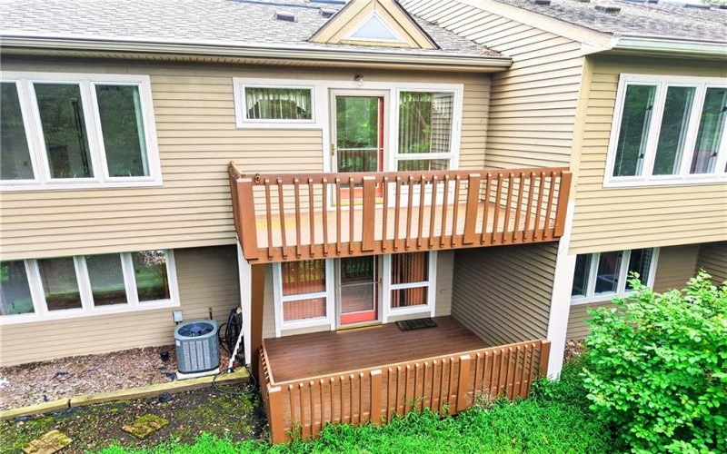 313 Vista Drive, 15601, 15601, 2 Bedroom Bedrooms, 8 Room Rooms,2.1 BathroomBathrooms,Residential,For Sale,Vista Drive,1769460