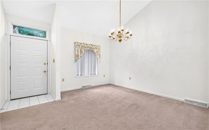 313 Vista Drive, 15601, 15601, 2 Bedroom Bedrooms, 8 Room Rooms,2.1 BathroomBathrooms,Residential,For Sale,Vista Drive,1769460