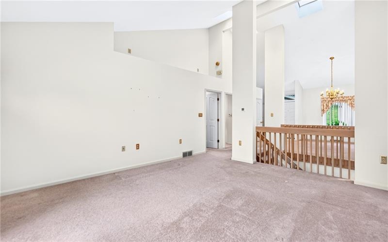 313 Vista Drive, 15601, 15601, 2 Bedroom Bedrooms, 8 Room Rooms,2.1 BathroomBathrooms,Residential,For Sale,Vista Drive,1769460