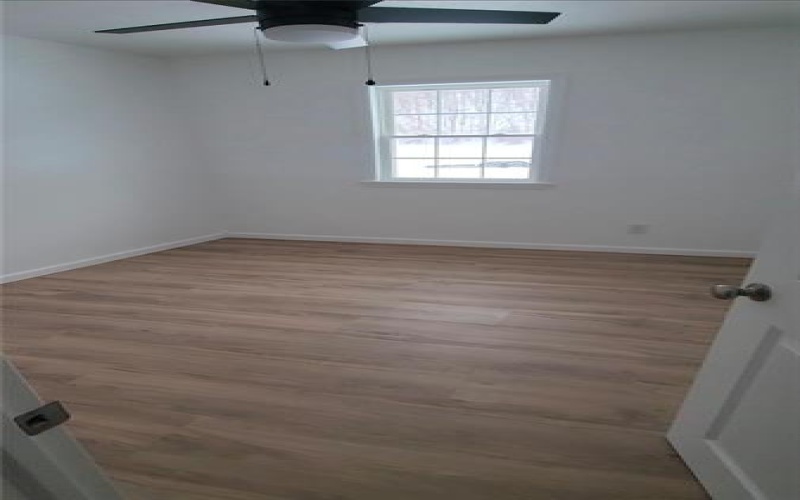 633 Bartleyville Rd, Burgettstown, 15021, 4 Bedroom Bedrooms, ,2 BathroomBathrooms,Residential,For Sale,Bartleyville Rd,1770933