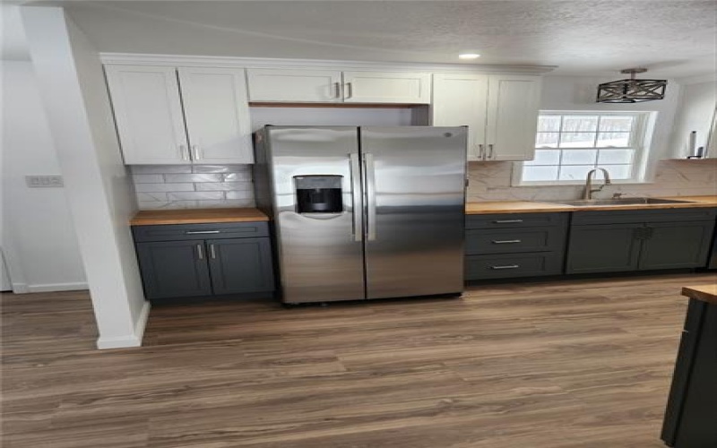 633 Bartleyville Rd, Burgettstown, 15021, 4 Bedroom Bedrooms, ,2 BathroomBathrooms,Residential,For Sale,Bartleyville Rd,1770933