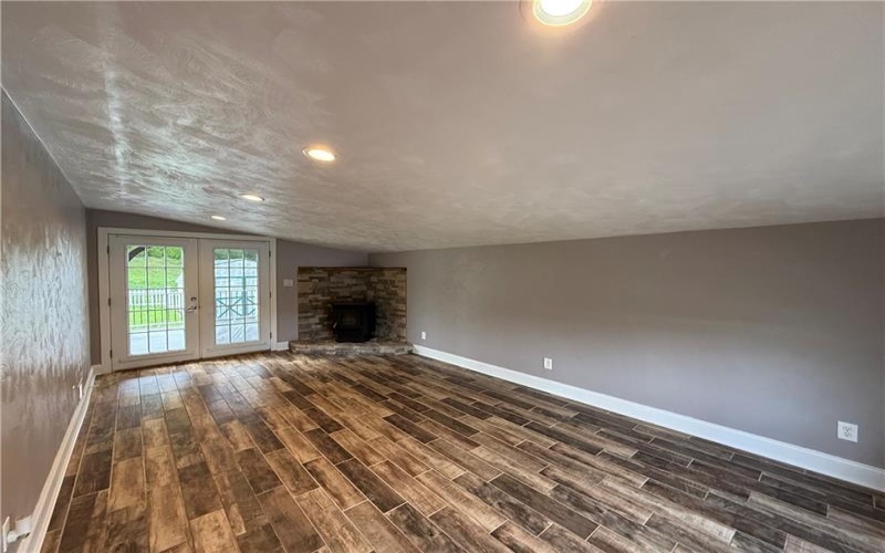 601 8th Street, Youngwood, 15697, 3 Bedroom Bedrooms, 7 Room Rooms,1 BathroomBathrooms,Residential,For Sale,8th Street,1771682
