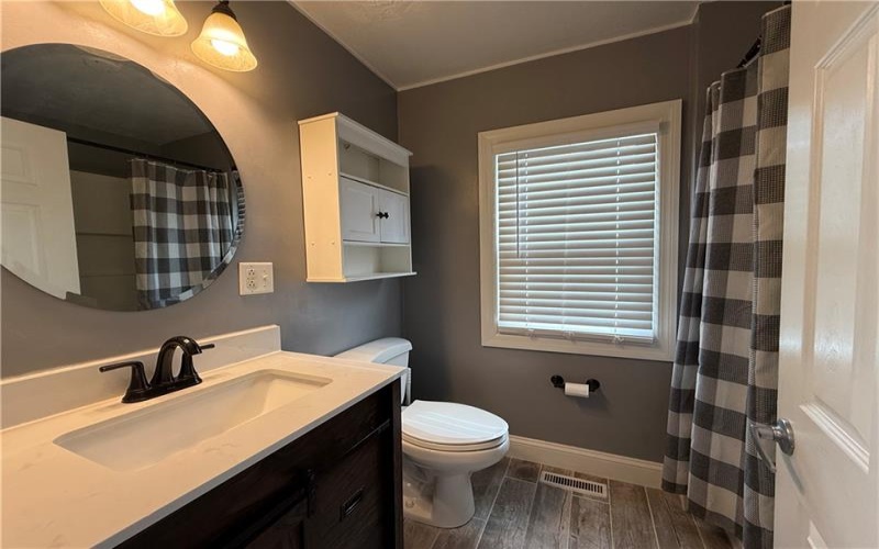 601 8th Street, Youngwood, 15697, 3 Bedroom Bedrooms, 7 Room Rooms,1 BathroomBathrooms,Residential,For Sale,8th Street,1771682