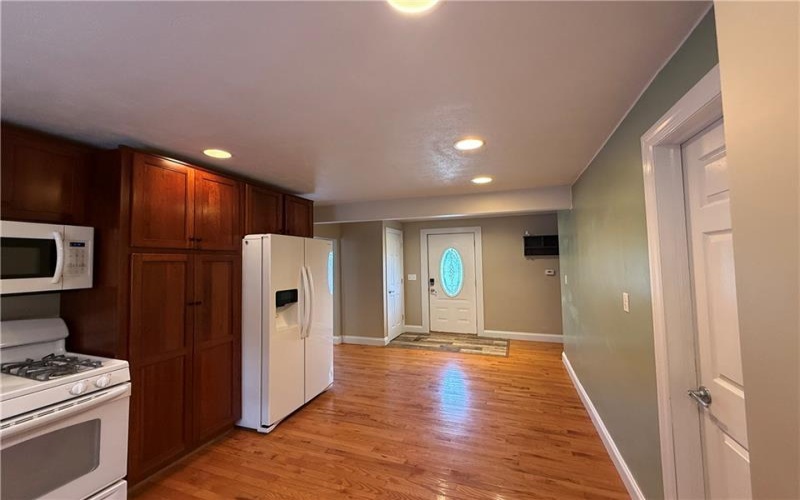 601 8th Street, Youngwood, 15697, 3 Bedroom Bedrooms, 7 Room Rooms,1 BathroomBathrooms,Residential,For Sale,8th Street,1771682