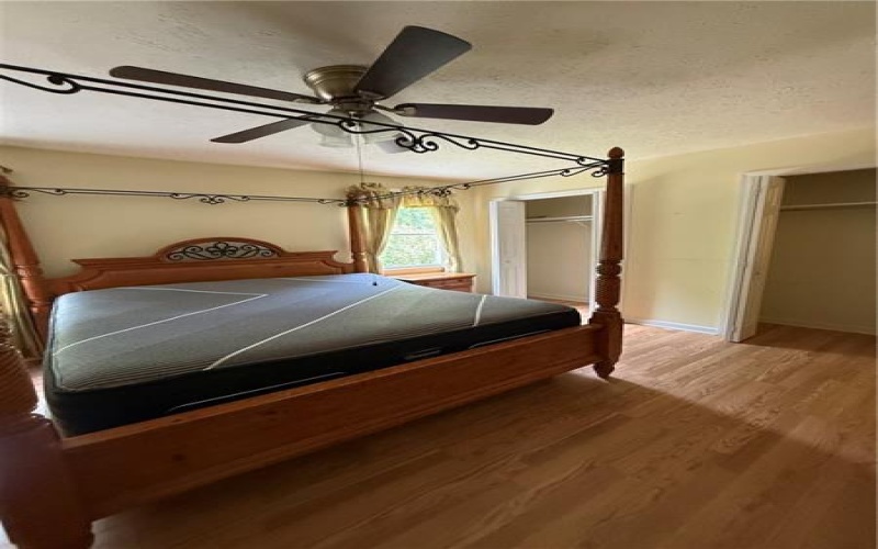 404 Country View Dr, Lower Burrell, 15068, 3 Bedrooms Bedrooms, 10 Rooms Rooms,2.1 BathroomsBathrooms,Residential,For Sale,Country View Dr,1772105