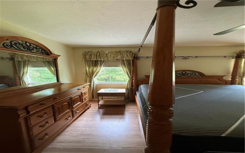404 Country View Dr, Lower Burrell, 15068, 3 Bedrooms Bedrooms, 10 Rooms Rooms,2.1 BathroomsBathrooms,Residential,For Sale,Country View Dr,1772105